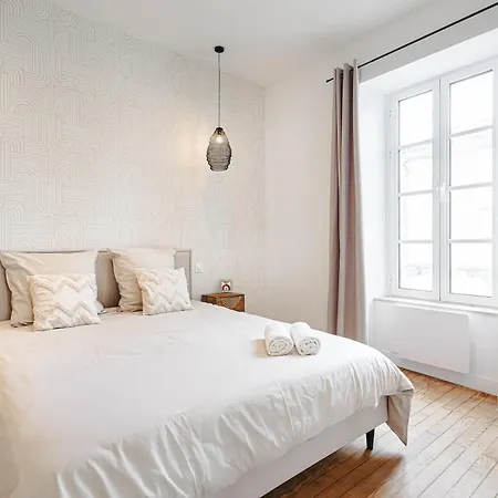 Cosy Proche Du Marche * La Rochelle (Charente-Maritime)
