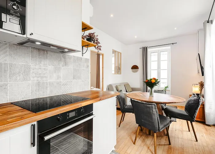 Cosy Proche Du Marche * La Rochelle (Charente-Maritime)