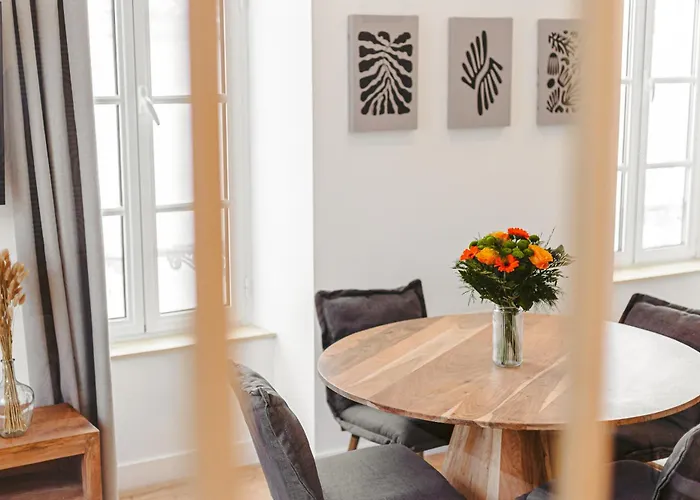 Cosy Proche Du Marche * La Rochelle (Charente-Maritime)